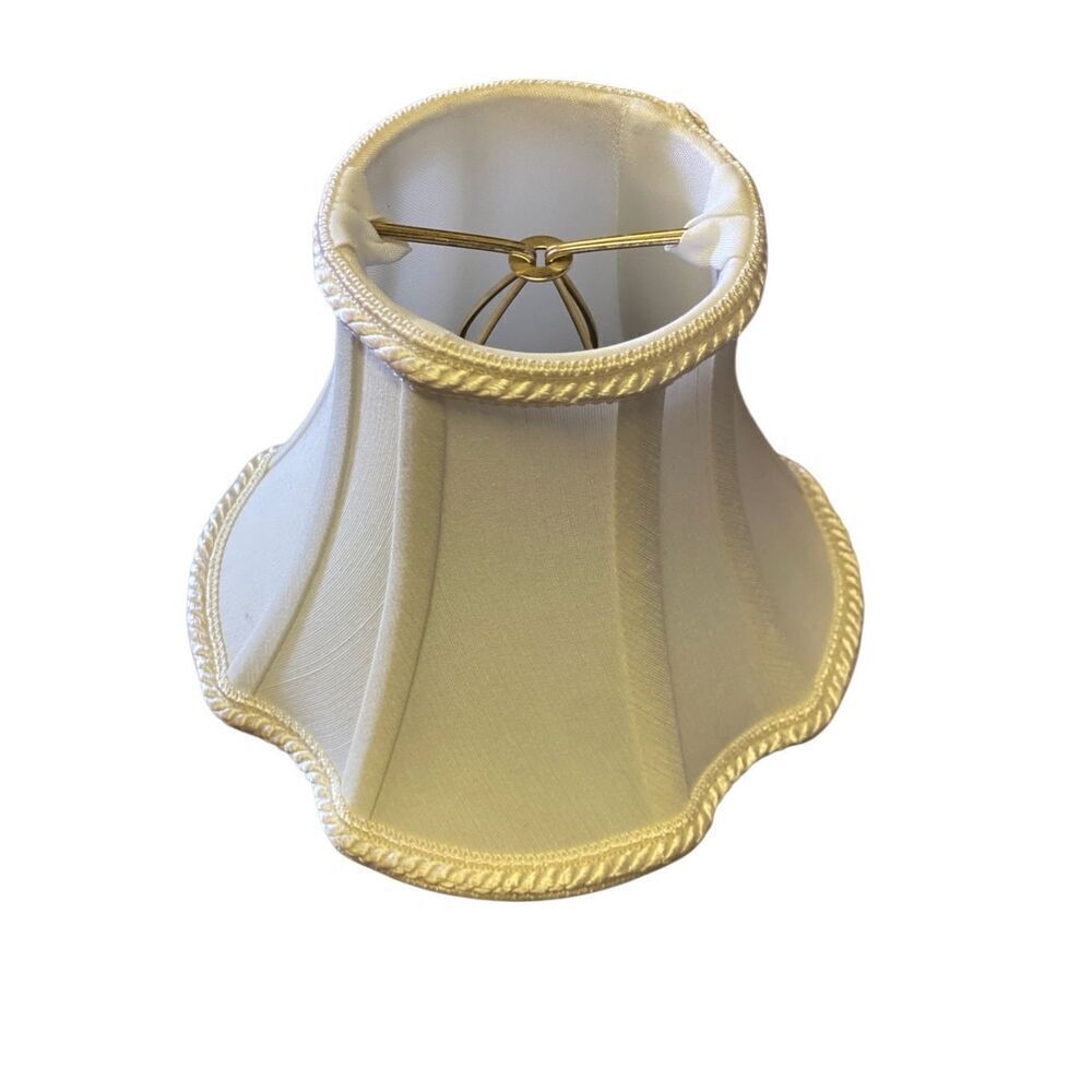 LAMPSHADE CLOTH SCALLOPED BELL WITH GIMP TRIM